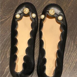 Gucci Black Leather Ballet Flats with pearl accents